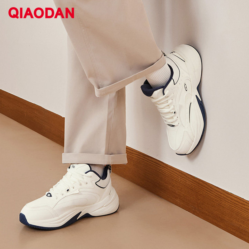 QIAODAN フリース裏地付きスポーツシューズ 冬用 防水 - Outdoor Sport Flooring のレビューと価格